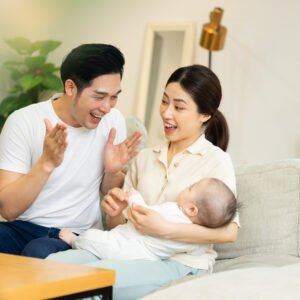 Is Your Partner Really Helping? 5 Ways to Survive the Newborn Stage Together